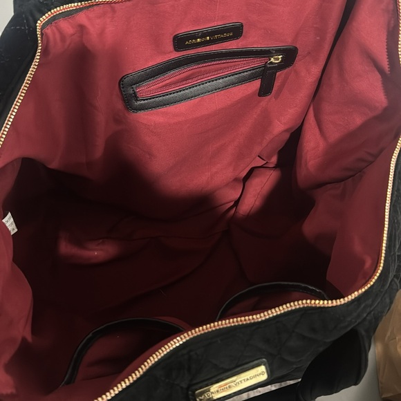 ADRIENNE VITTADINI DIAMOND QUILTED VELVET XXL TRAVEL DUFFLE- missing long strap - Picture 3 of 4